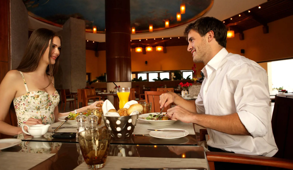 Web_Verenigde_Arabische_Emiraten_Abu_Dhabi_Downtown_Khalidiya_Palace_Beach4